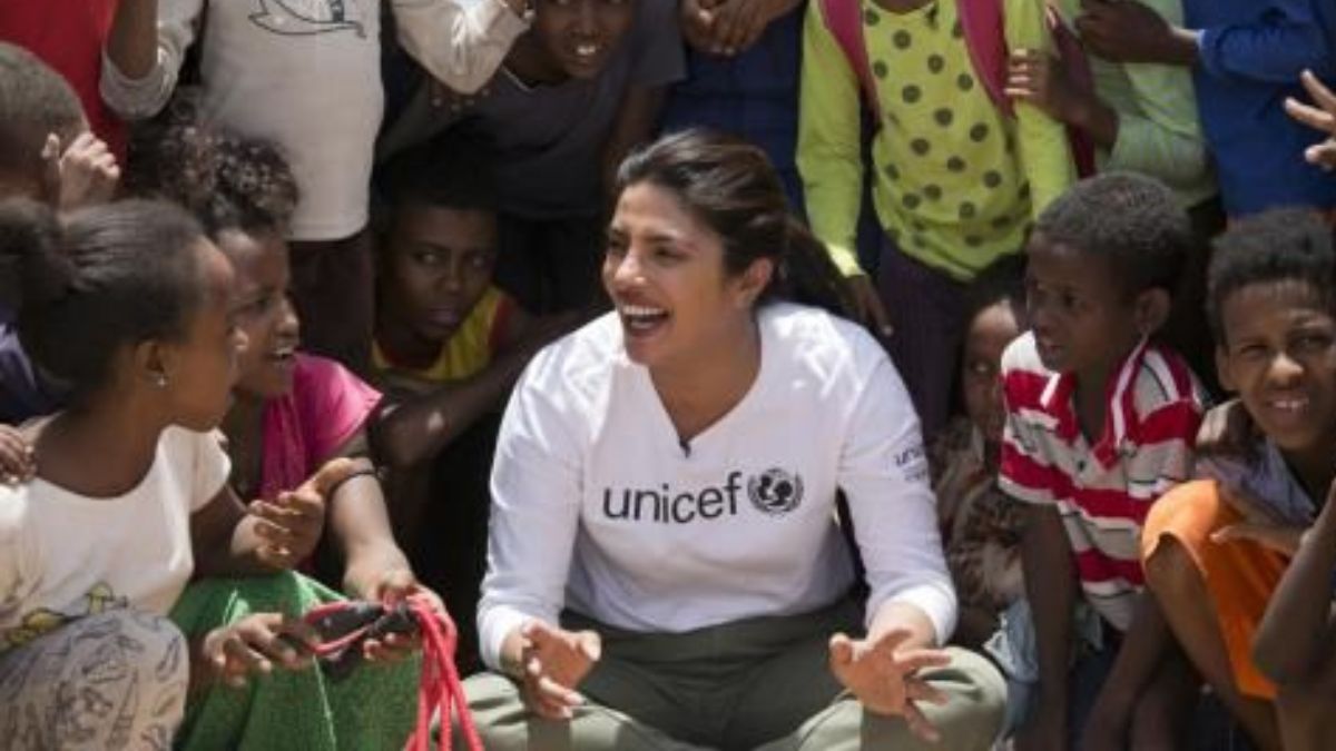priyanka-chopra-shares-un-post-in-support-of-lasting-humanitarian-ceasefire-in-palestine
